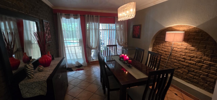 3 Bedroom Property for Sale in Flimieda North West